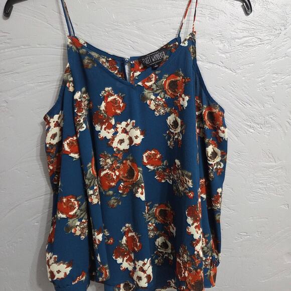Sweet Wanderer Woman's Blue Flowered Top size S openings in shoulders - Picture 2 of 7